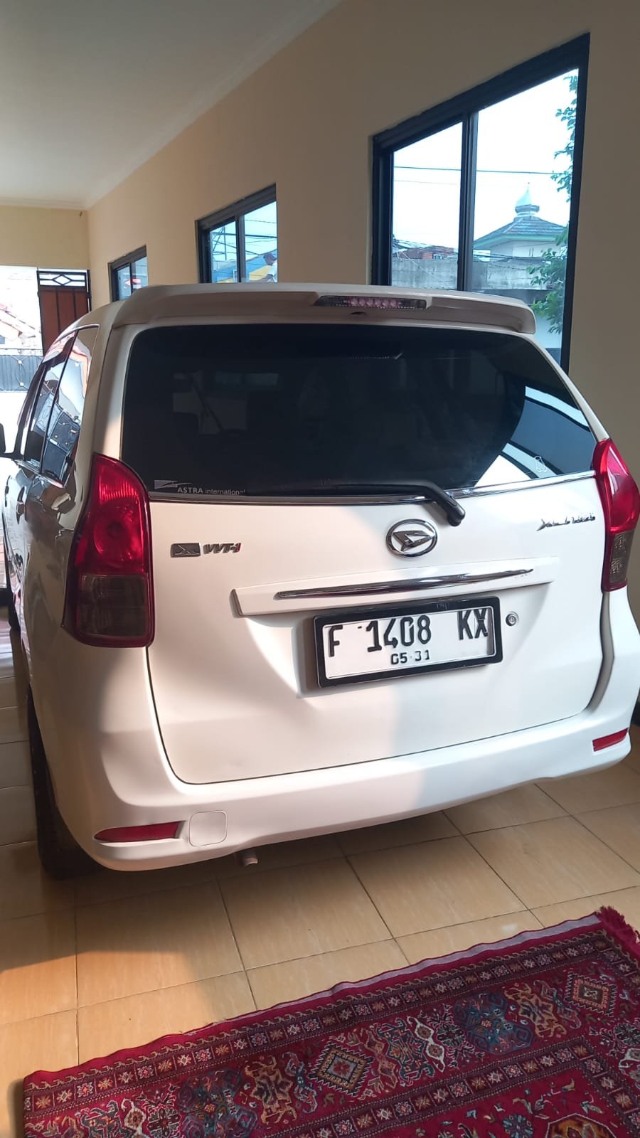 Daihatsu XENIA X